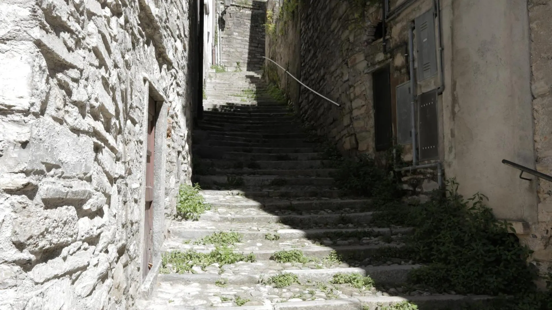 Apartment In The Historic Village - Riva Lago 10 Carate Urio Italien